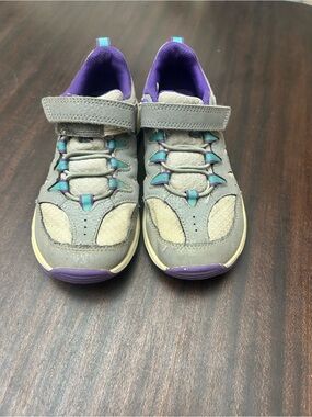 Girls' Gray and Purple Hook-and-Loop Sneakers